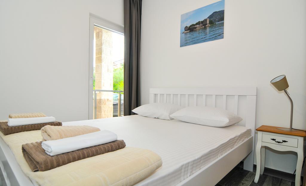 Apartments Edera Tivat Exterior foto